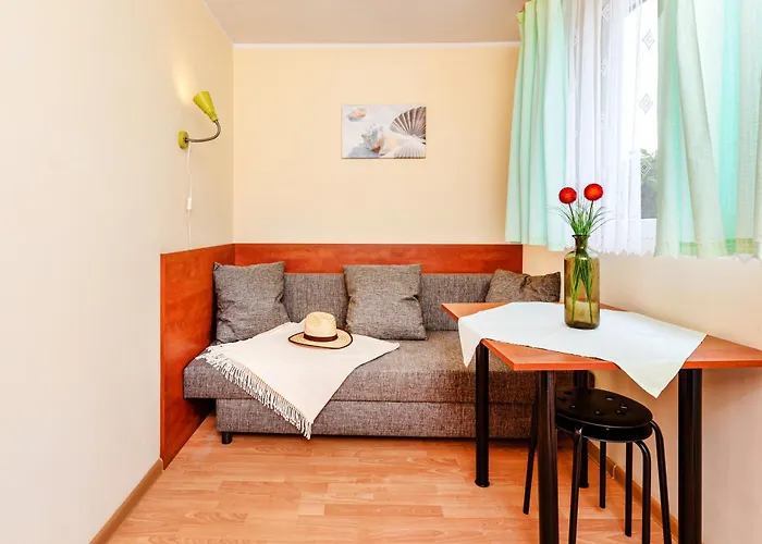 Roza Wiatrow منتزه العطل Chłapowo